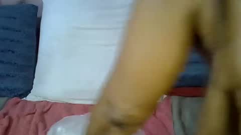 sweetmellowx1 online show from January 25, 2025, 6:34 am