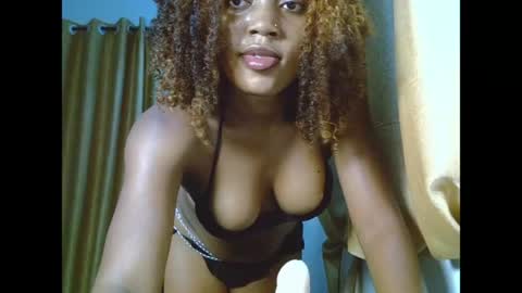 sweetmila9 online show from April 12, 2026, 4:06 am