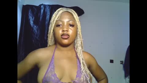 sweetmila9 online show from July 14, 2026, 6:51 am