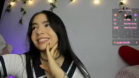 sweetmili133 online show from July 10, 2026, 10:51 am
