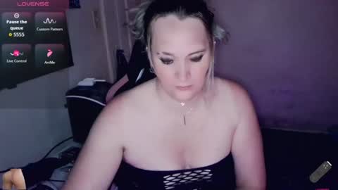 SweetMorgan online show from June 17, 2026, 1:52 am