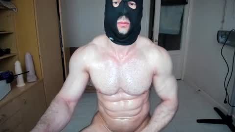 Snapshot of sweetmuscles_boy chatting on July 8, 2026, 3:44 am Lorenzo online show from July 8, 2026, 3:44 am