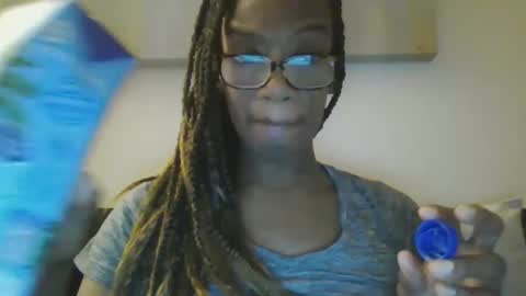 Snapshot of sweetness_cool chatting on January 21, 2025, 4:54 am sweetness_cool online show from January 21, 2025, 4:54 am