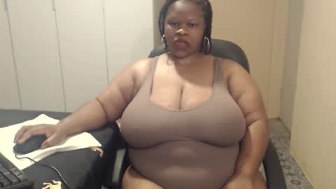 sweetnoziexxx online show from October 18, 2025, 3:31 am