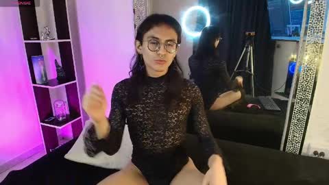 Snapshot of sweetobsidian_boy chatting on April 7, 2026, 1:33 pm obsidian online show from April 7, 2026, 1:33 pm