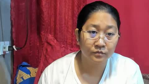 Snapshot of sweetpilipina88 chatting on February 13, 2026, 12:50 am MIA online show from February 13, 2026, 12:50 am