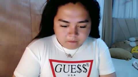 Snapshot of sweetprincess_athena chatting on October 2, 2025, 4:52 am Princess Ella online show from October 2, 2025, 4:52 am