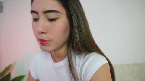 Snapshot of sweetpussyhot_ chatting on January 31, 2025, 8:12 pm Hello Welcome Im here from WEDNESDAY to SUNDAY 430am to  830am and 3  to 7  timeMONDAY and TUESDAY i rest online show from January 31, 2025, 8:12 pm