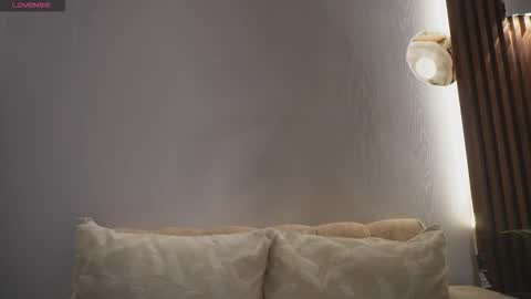 Snapshot of sweetpussyhot_ chatting on September 22, 2025, 11:18 pm Hello Welcome Im here from WEDNESDAY to SUNDAY 430am to  830am and 3  to 7  timeMONDAY and TUESDAY i rest online show from September 22, 2025, 11:18 pm