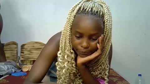 Snapshot of sweetrall chatting on March 10, 2026, 9:53 pm Lilly online show from March 10, 2026, 9:53 pm