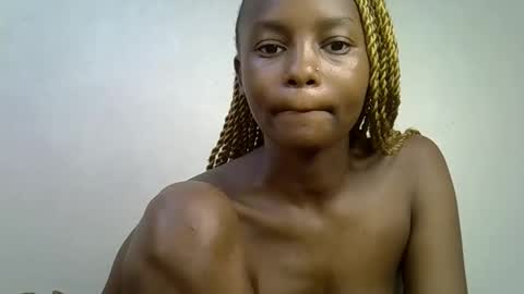 Snapshot of sweetrall chatting on April 11, 2026, 7:56 am Lilly online show from April 11, 2026, 7:56 am