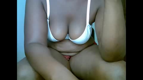 Snapshot of sweetrenne chatting on March 11, 2025, 4:54 am sweetrenne online show from March 11, 2025, 4:54 am