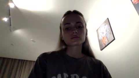 sweetsatalana online show from May 29, 2026, 9:35 pm