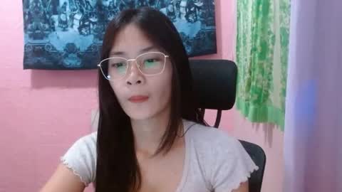 Snapshot of sweetsexygirl20 chatting on June 14, 2026, 5:09 am Mia online show from June 14, 2026, 5:09 am