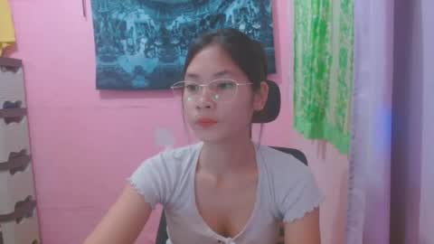 Snapshot of sweetsexygirl20 chatting on June 26, 2026, 6:29 am Mia online show from June 26, 2026, 6:29 am