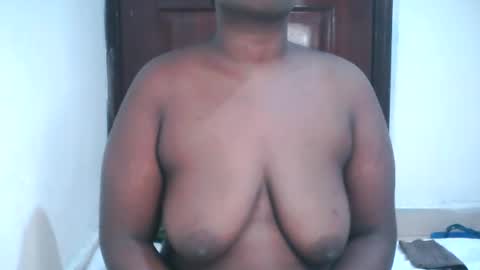 sweetsoul2 online show from February 22, 2025, 3:56 am