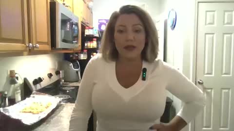 sweetsugar1979 online show from November 25, 2025, 8:09 pm