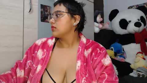sweett_candy1 online show from January 15, 2026, 3:00 am