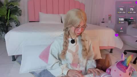 sweett_fire online show from May 14, 2026, 5:53 pm