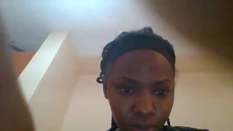 sweett_kimmie online show from April 3, 2026, 7:39 am