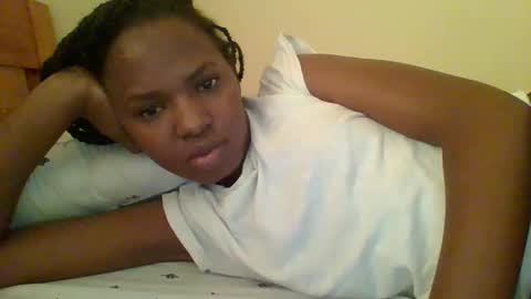 sweett_kimmie online show from April 8, 2026, 10:15 am