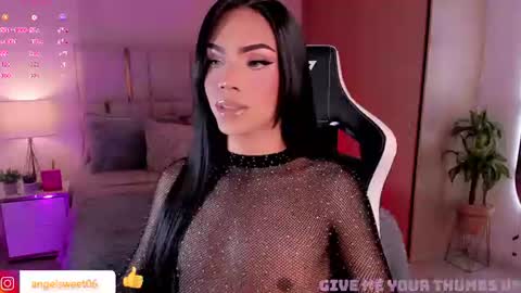 Snapshot of sweett_shinexx chatting on July 10, 2026, 4:39 am angel online show from July 10, 2026, 4:39 am