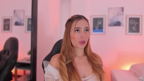 Snapshot of sweettammy_ chatting on February 5, 2025, 7:53 pm Tammy online show from February 5, 2025, 7:53 pm