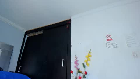 Snapshot of sweettdanielats chatting on March 18, 2026, 7:39 pm DANIELA online show from March 18, 2026, 7:39 pm