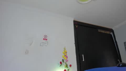 Snapshot of sweettdanielats chatting on March 28, 2026, 7:57 pm DANIELA online show from March 28, 2026, 7:57 pm