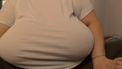 Maya online show from February 22, 2025, 9:23 am