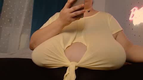 Maya online show from February 27, 2025, 5:47 pm