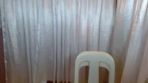sweetvictoria2000 online show from May 13, 2026, 7:17 am