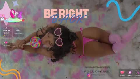 sweetviolet___ online show from January 16, 2026, 12:09 pm