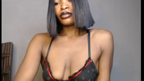 sweetxxboobsx online show from April 13, 2026, 8:20 am
