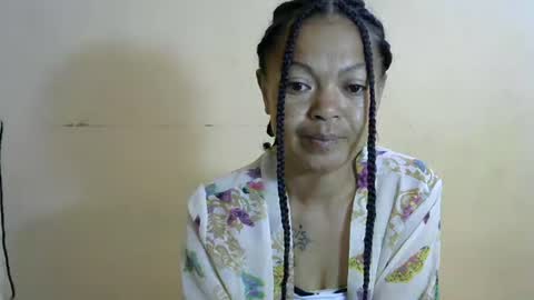 Sarah online show from November 23, 2025, 6:13 am