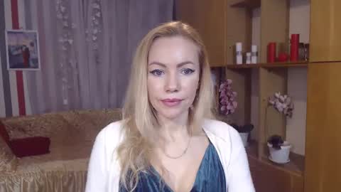Snapshot of sweety_friend chatting on February 9, 2025, 9:06 pm Sweety friend online show from February 9, 2025, 9:06 pm