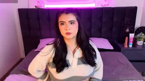 Snapshot of sweety_nicole_ chatting on November 15, 2025, 5:05 am sweety nicole 3 online show from November 15, 2025, 5:05 am
