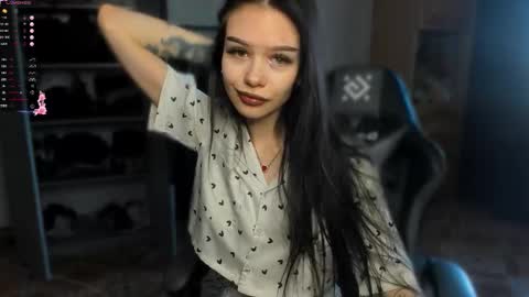 Snapshot of sweetydeviliya chatting on March 24, 2026, 3:00 am sweetydeviliya online show from March 24, 2026, 3:00 am