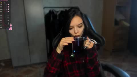 Snapshot of sweetydeviliya chatting on March 31, 2026, 4:02 am sweetydeviliya online show from March 31, 2026, 4:02 am