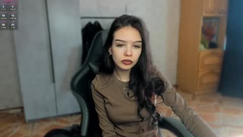 Snapshot of sweetydeviliya chatting on April 16, 2026, 9:43 am sweetydeviliya online show from April 16, 2026, 9:43 am