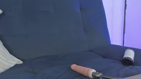 tina 3 online time from 9  to 4  online show from February 9, 2025, 12:39 am