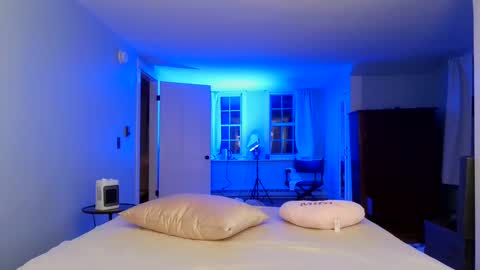 ashley blayde online show from February 10, 2025, 2:08 am