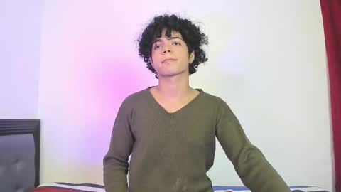 Snapshot of swwet_boy chatting on October 3, 2025, 3:09 pm swwet_boy online show from October 3, 2025, 3:09 pm