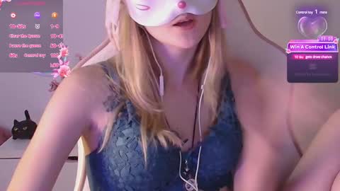 Milena online show from March 12, 2025, 2:20 am
