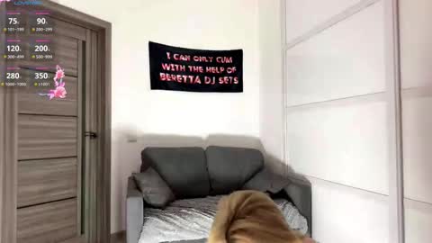 Mona online show from February 26, 2026, 5:12 pm