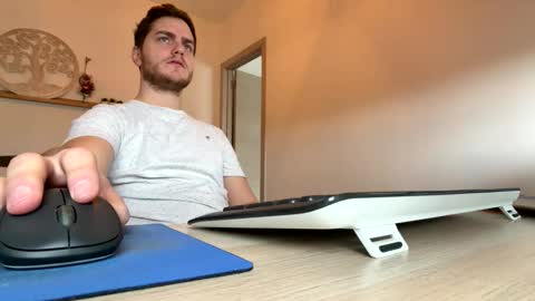 Snapshot of syl092 chatting on January 13, 2026, 9:58 am syl092 online show from January 13, 2026, 9:58 am