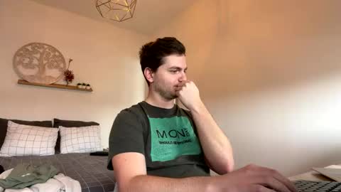 Snapshot of syl092 chatting on February 5, 2026, 1:05 pm syl092 online show from February 5, 2026, 1:05 pm