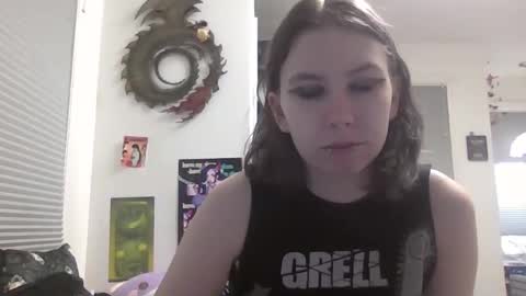 Snapshot of sylphy04 chatting on November 12, 2025, 6:36 am Sylphy online show from November 12, 2025, 6:36 am