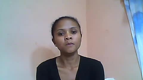 sylvaniah01 online show from June 14, 2026, 4:53 pm