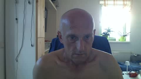 Snapshot of sylverstart92 chatting on June 27, 2026, 5:45 am sylverstart92 online show from June 27, 2026, 5:45 am
